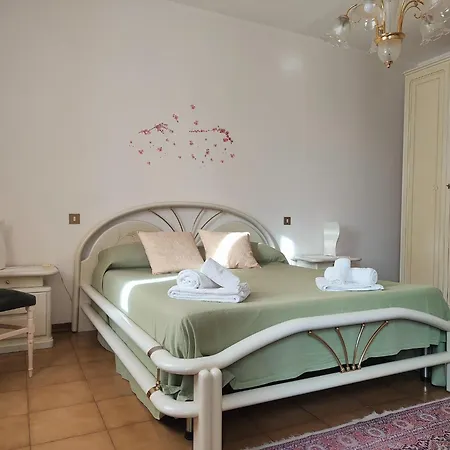 In Near Sandy Beaches Tatil Evi